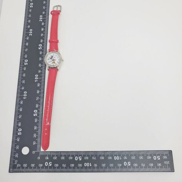 Vintage Disney Minnie Mouse Red Band Silver-toned Watch